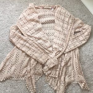 Look closer- great loose knit cardigan